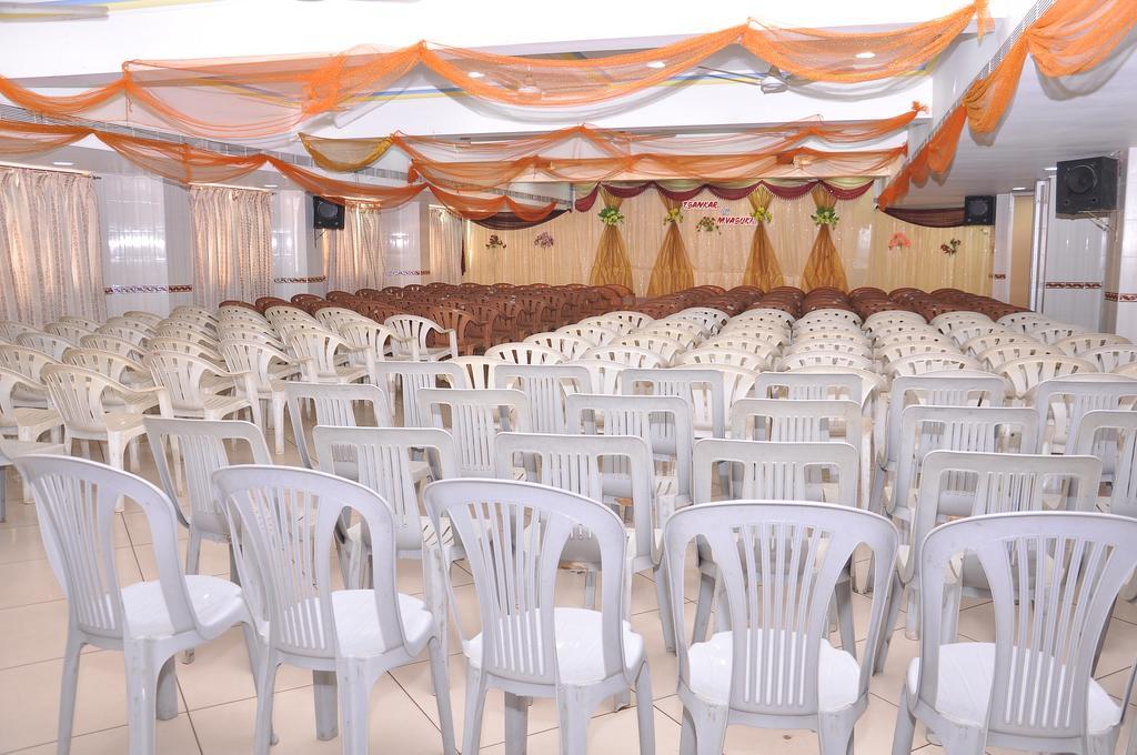 فندق إم إن إتش رويال بارك Palayankottai المظهر الخارجي الصورة