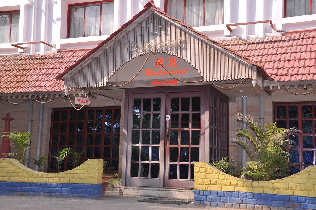 فندق إم إن إتش رويال بارك Palayankottai المظهر الخارجي الصورة