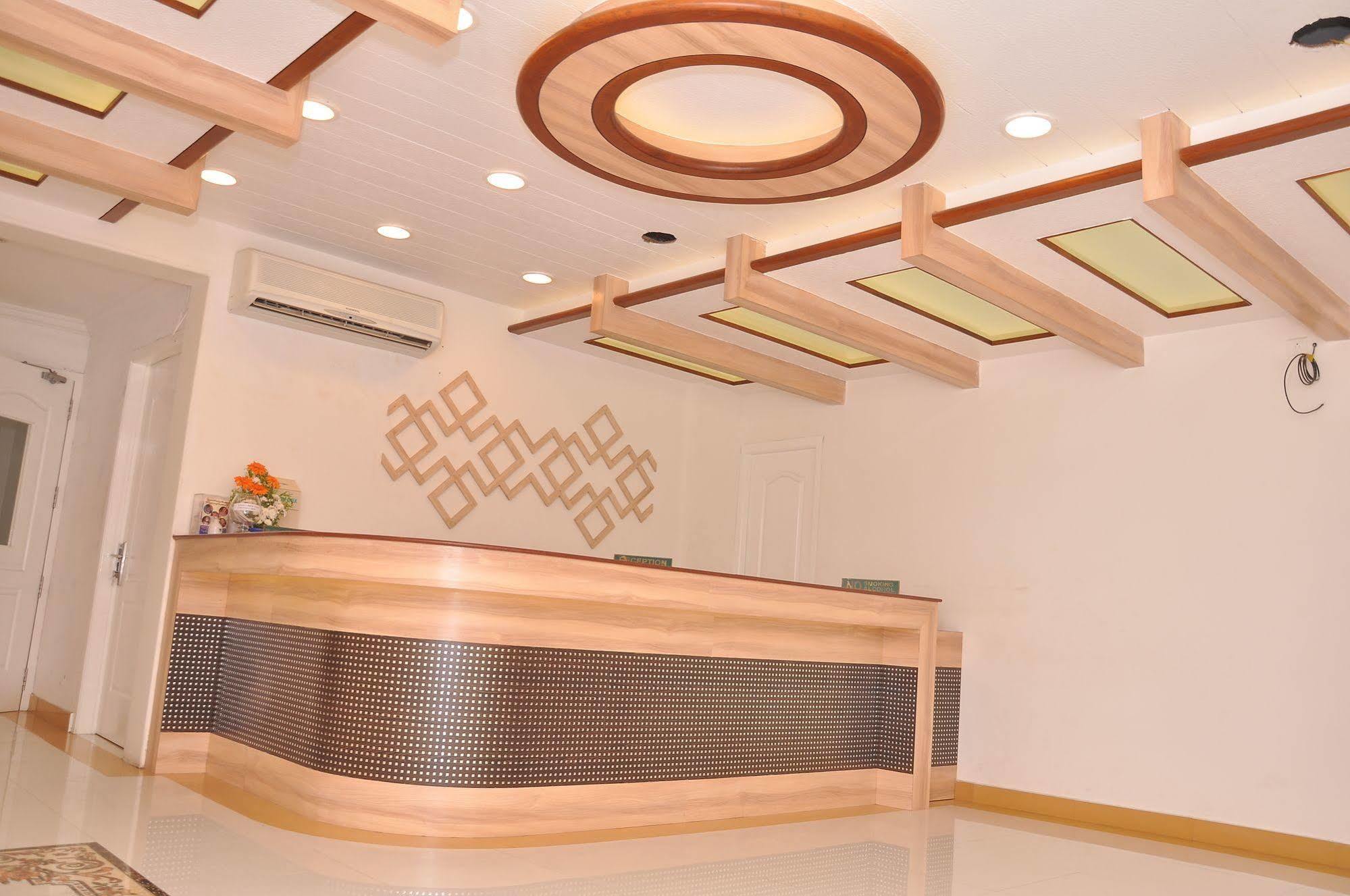 فندق إم إن إتش رويال بارك Palayankottai المظهر الخارجي الصورة